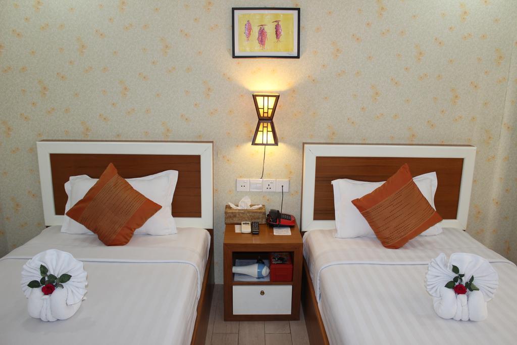 Hotel Kan Kaw Янгон Номер фото
