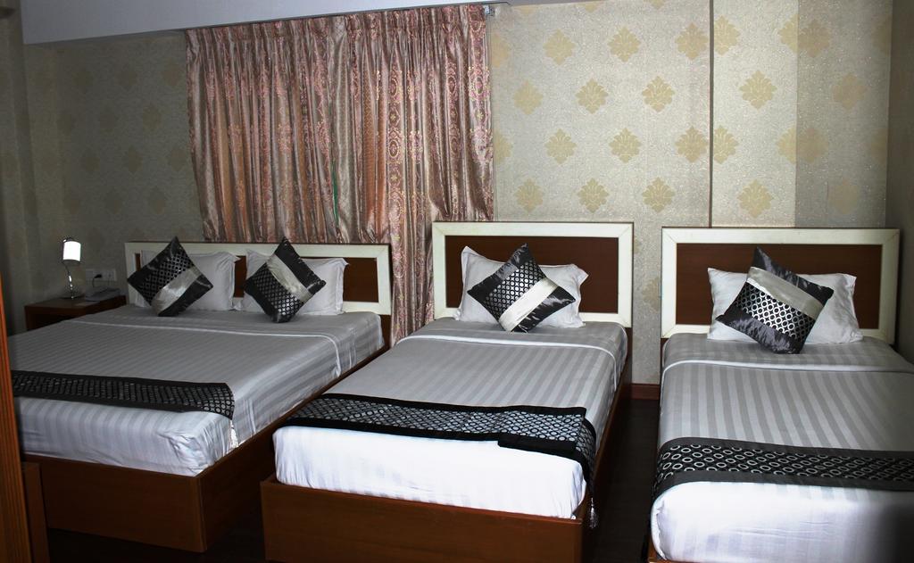 Hotel Kan Kaw Янгон Екстер'єр фото