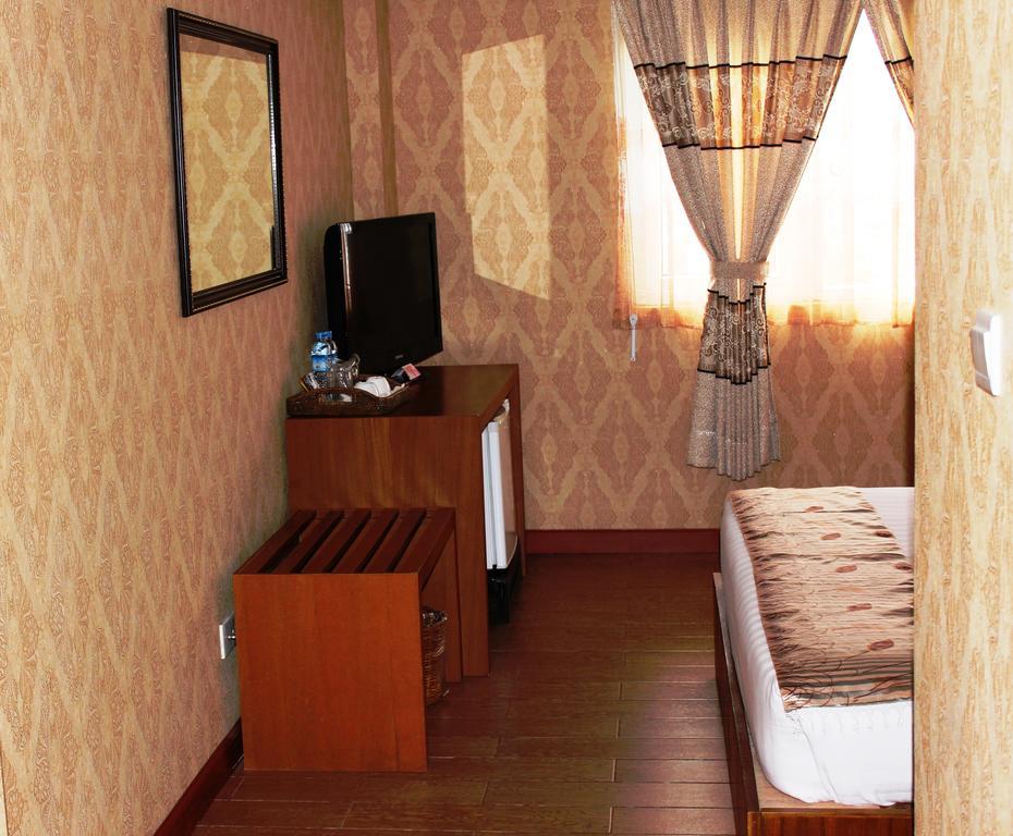 Hotel Kan Kaw Янгон Екстер'єр фото