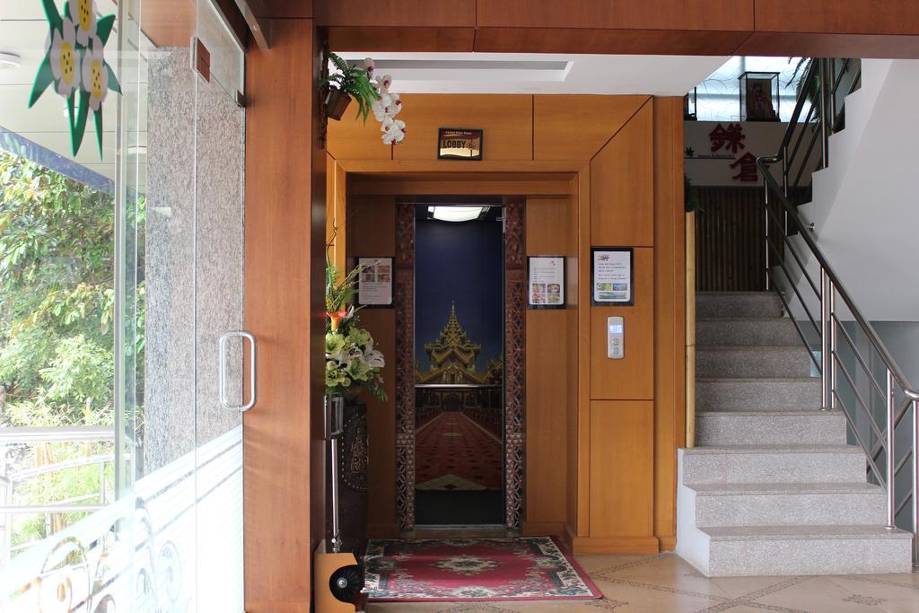 Hotel Kan Kaw Янгон Екстер'єр фото