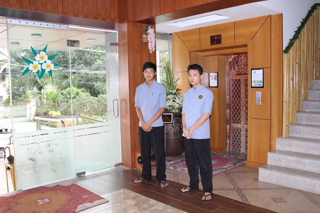 Hotel Kan Kaw Янгон Екстер'єр фото